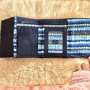 VERA BRADLEY Blue Trifold Wallet